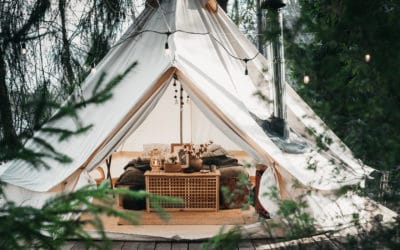 Глэмпинг в России: 7 мест для спокойного отдыха